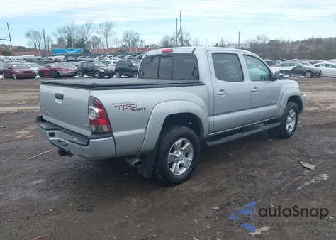 2011 Toyota Tacoma Base V6 z USA, uszkodzony, nr VIN 3TMLU4EN8BM066194